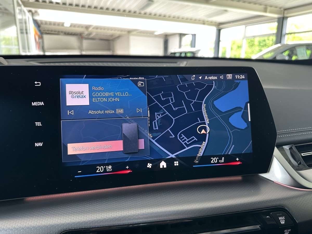 Fahrzeugbild eines BMW iX1
