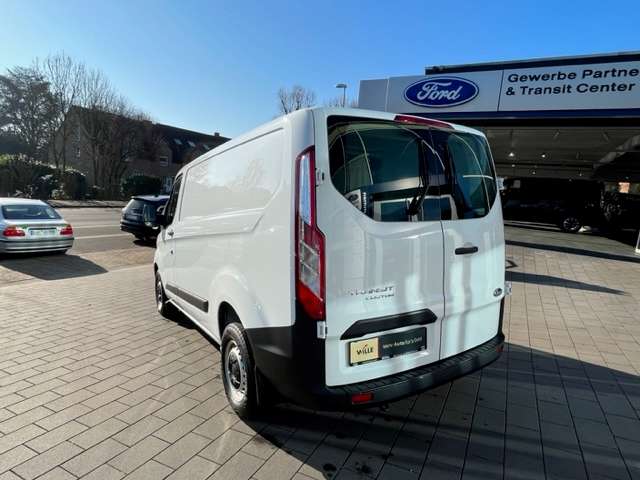 Fahrzeugbild eines Ford Transit Custom