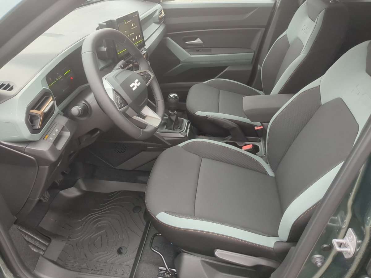 Fahrzeugbild eines Dacia Duster