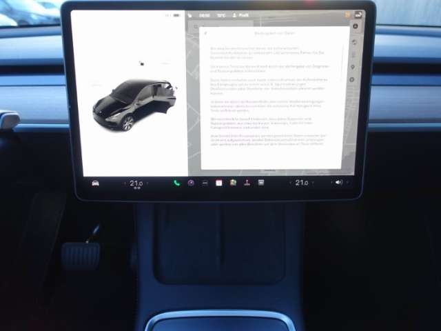 Fahrzeugbild eines TESLA Model Y