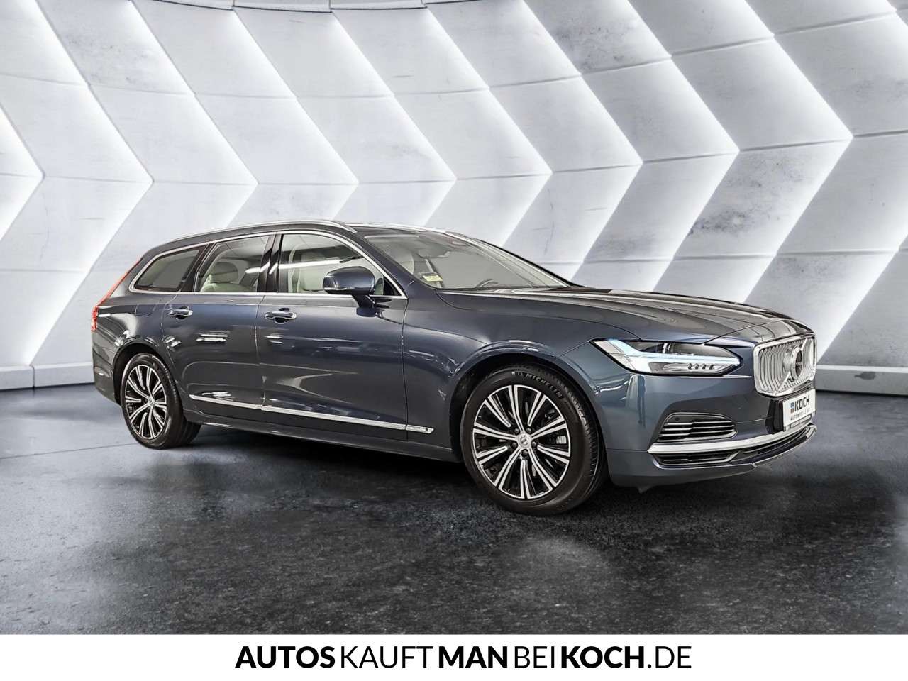 Fahrzeugbild eines Volvo V90