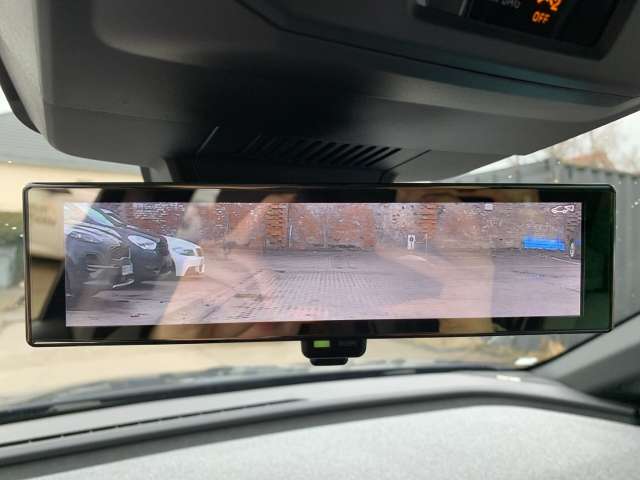 Fahrzeugbild eines Renault Megane E-TECH