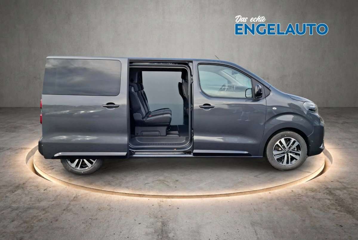 Fahrzeugbild eines Peugeot Traveller
