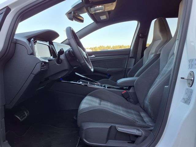 Fahrzeugbild eines Volkswagen Golf