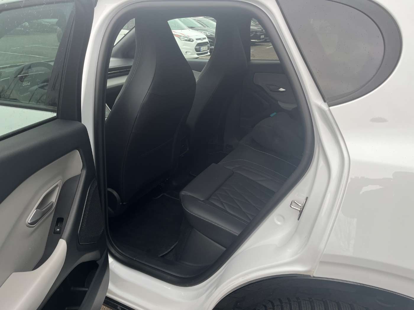 Fahrzeugbild eines Ford Capri