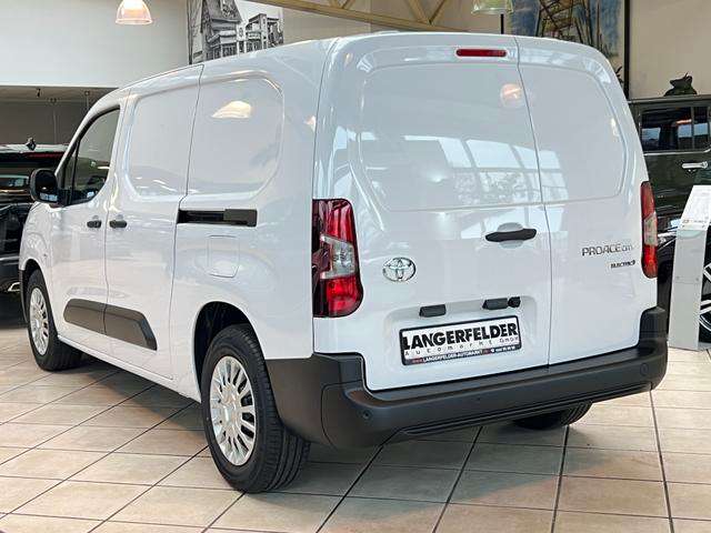 Fahrzeugbild eines Toyota Proace City