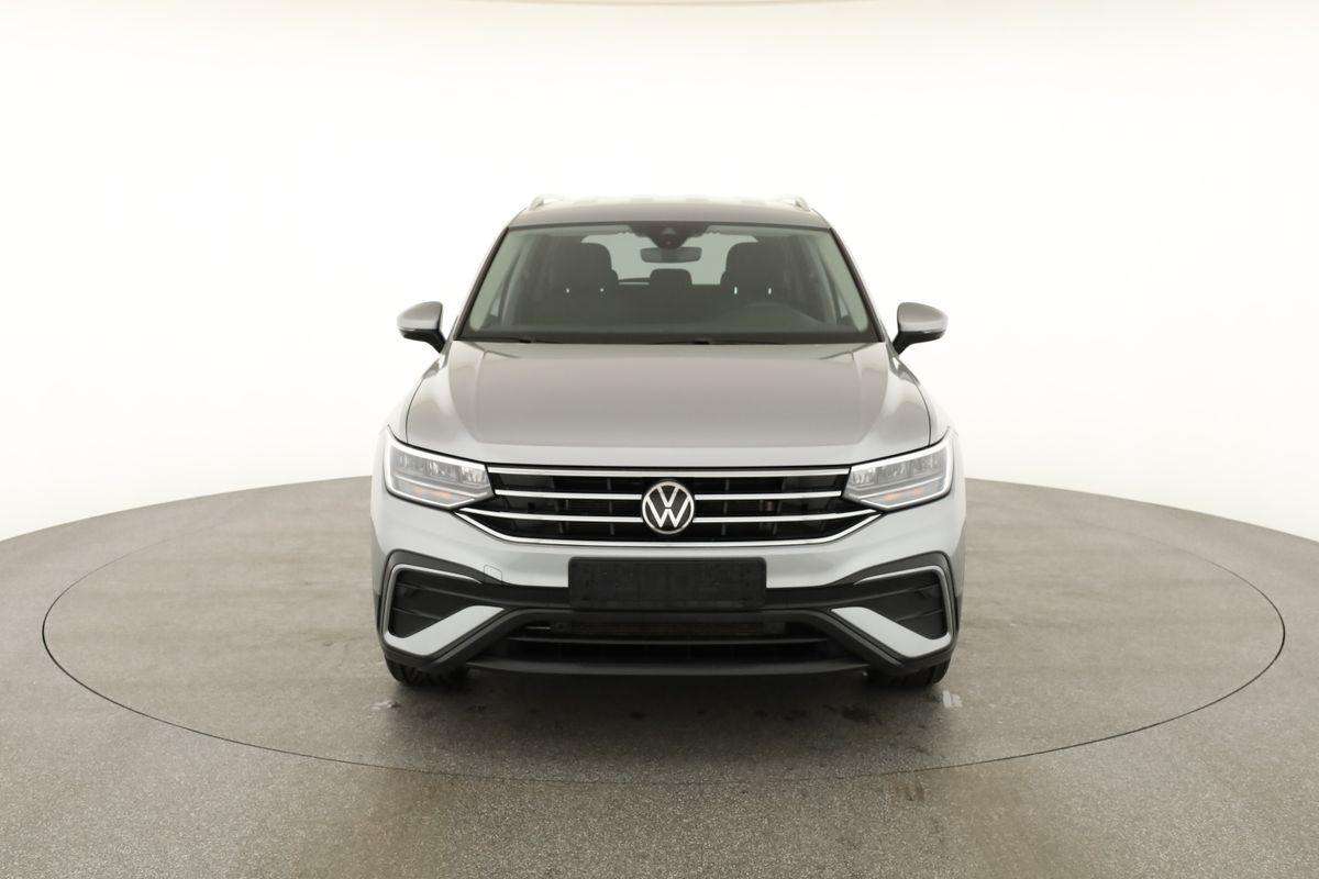 Fahrzeugbild eines Volkswagen Tiguan Allspace