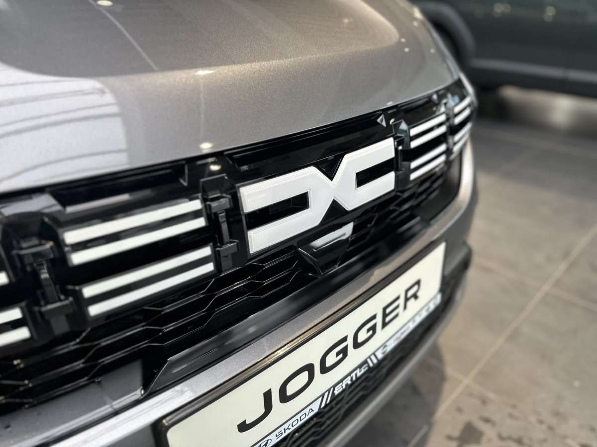 Fahrzeugbild eines Dacia Jogger