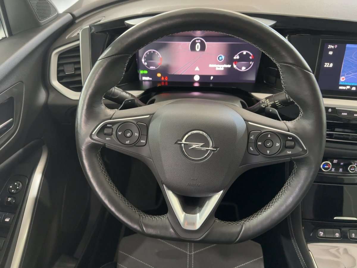 Fahrzeugbild eines Opel Grandland X