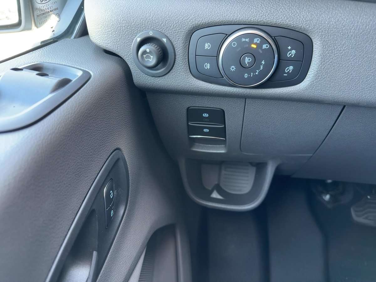 Fahrzeugbild eines Ford Transit