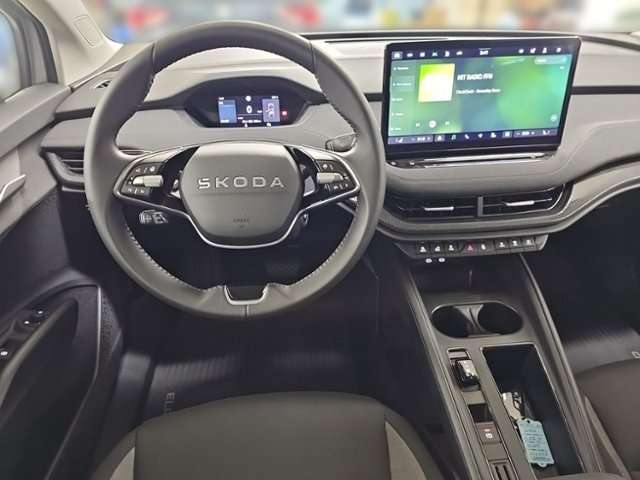 Fahrzeugbild eines Skoda ELROQ