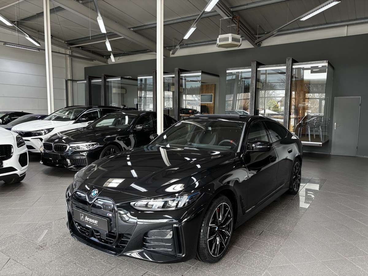 Fahrzeugbild eines BMW i4