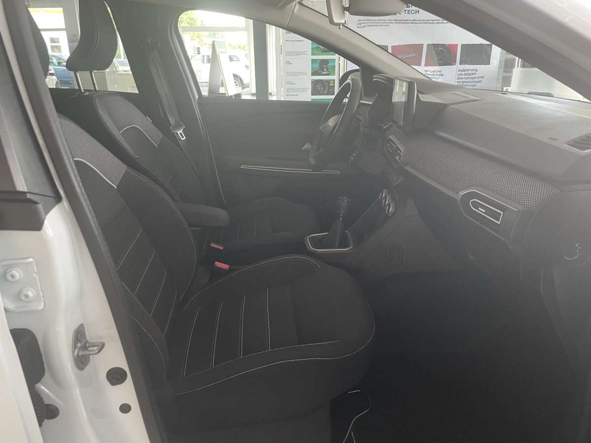 Fahrzeugbild eines Dacia Jogger