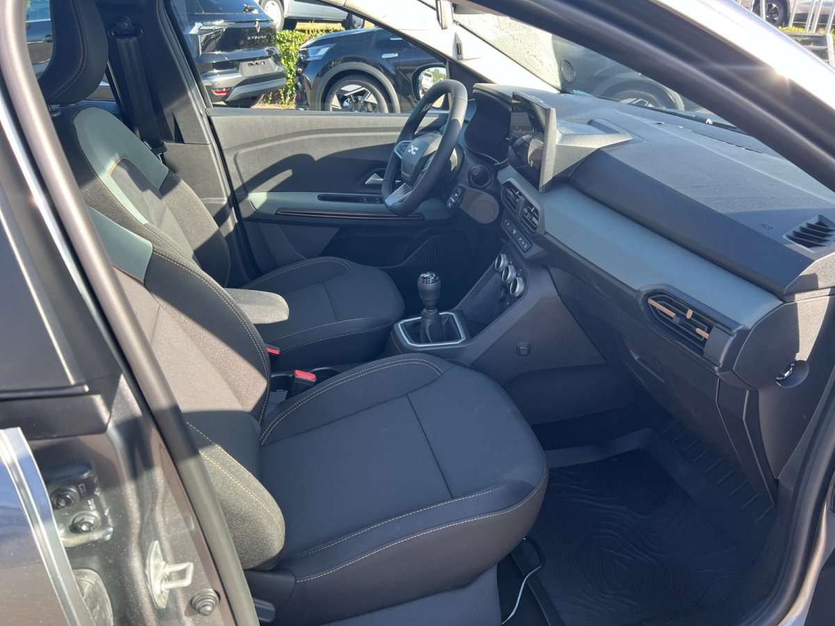 Fahrzeugbild eines Dacia Sandero