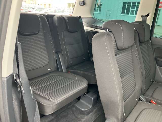 Fahrzeugbild eines SEAT Alhambra