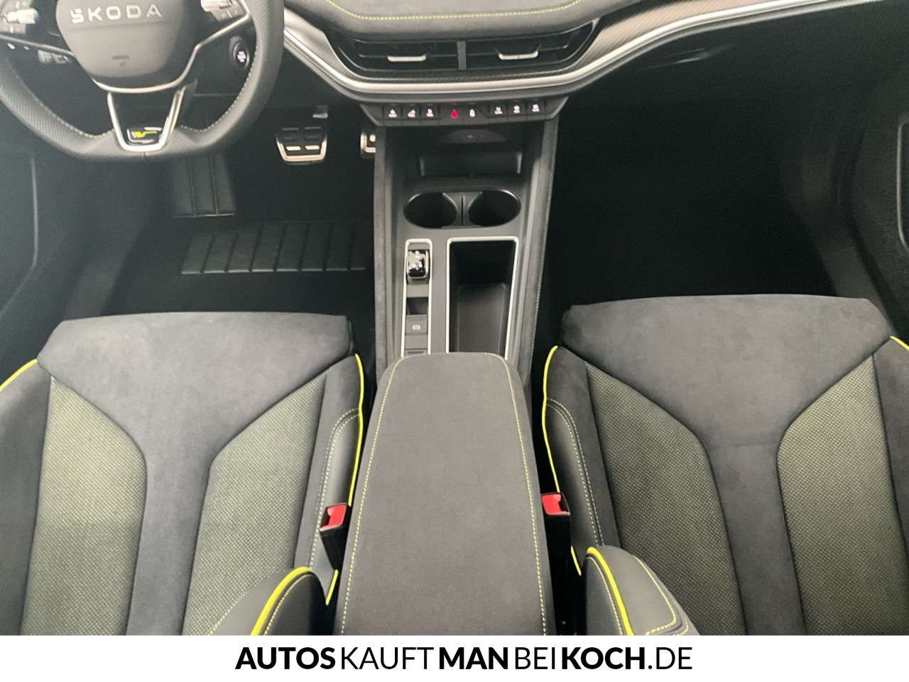 Fahrzeugbild eines Skoda ELROQ