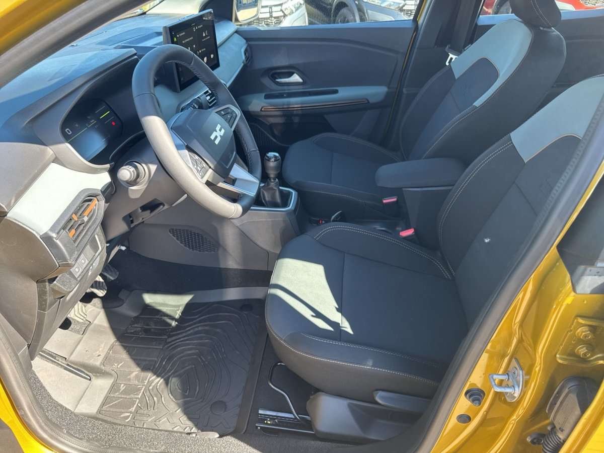 Fahrzeugbild eines Dacia Sandero