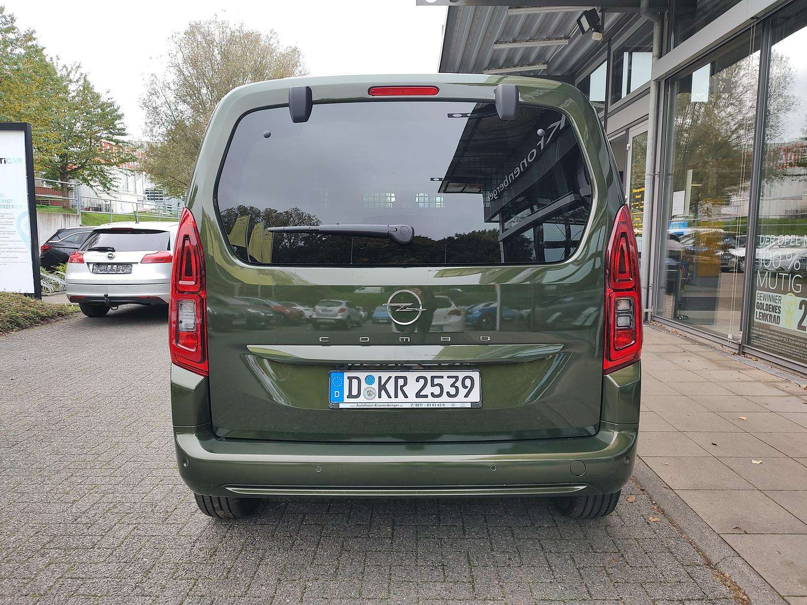 Fahrzeugbild eines Opel Combo Life
