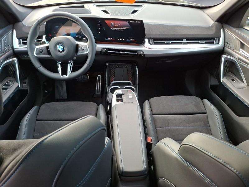 Fahrzeugbild eines BMW X1