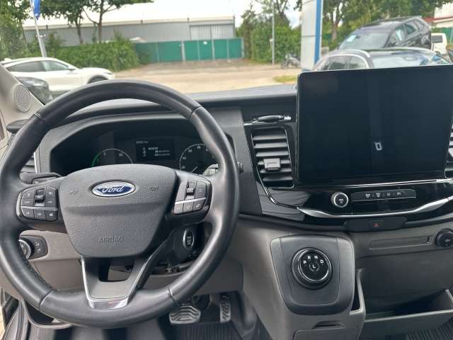 Fahrzeugbild eines Ford Transit