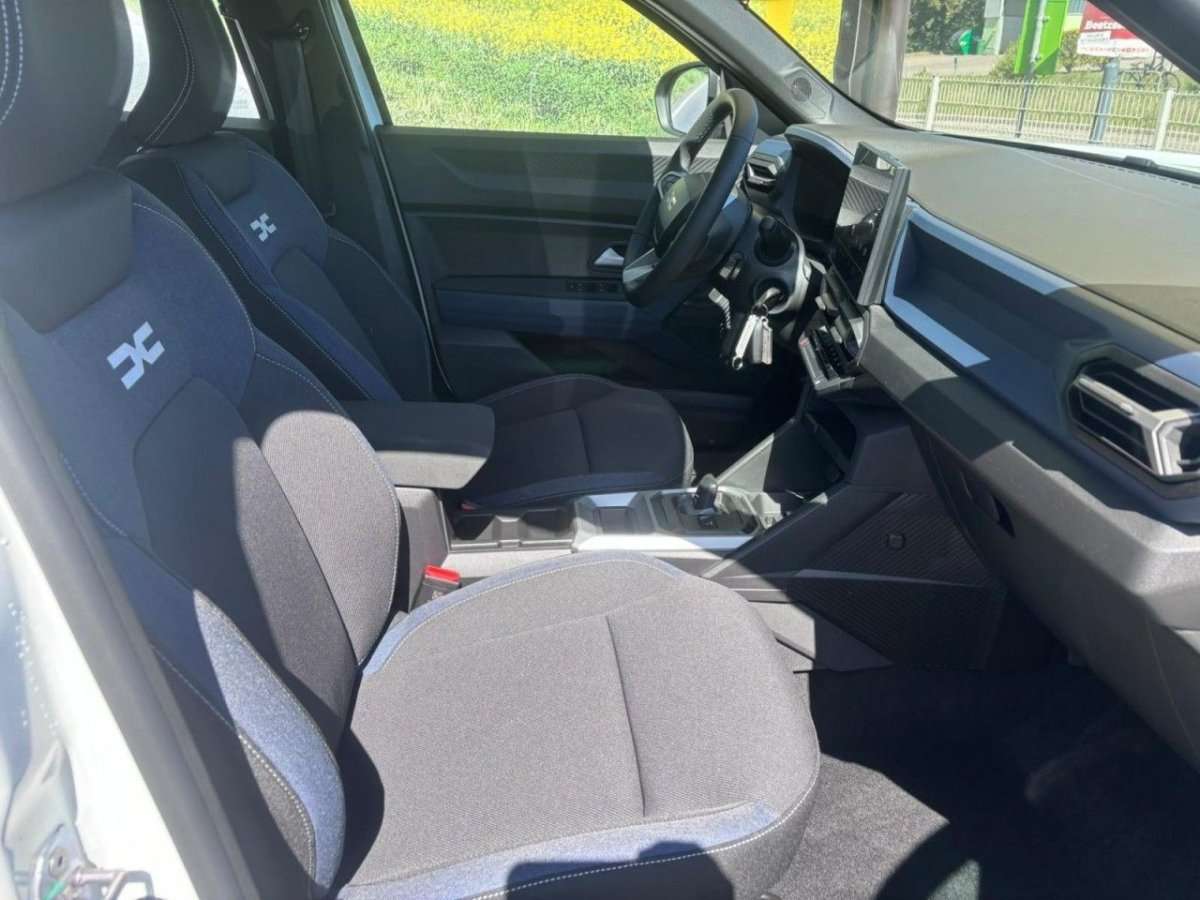 Fahrzeugbild eines Dacia Bigster