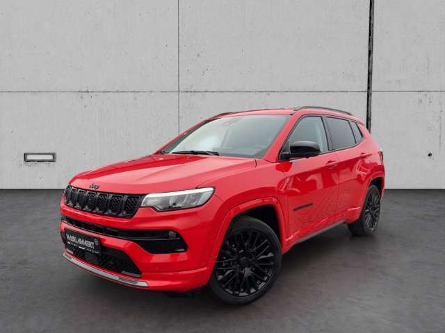 Fahrzeugbild eines Jeep Compass