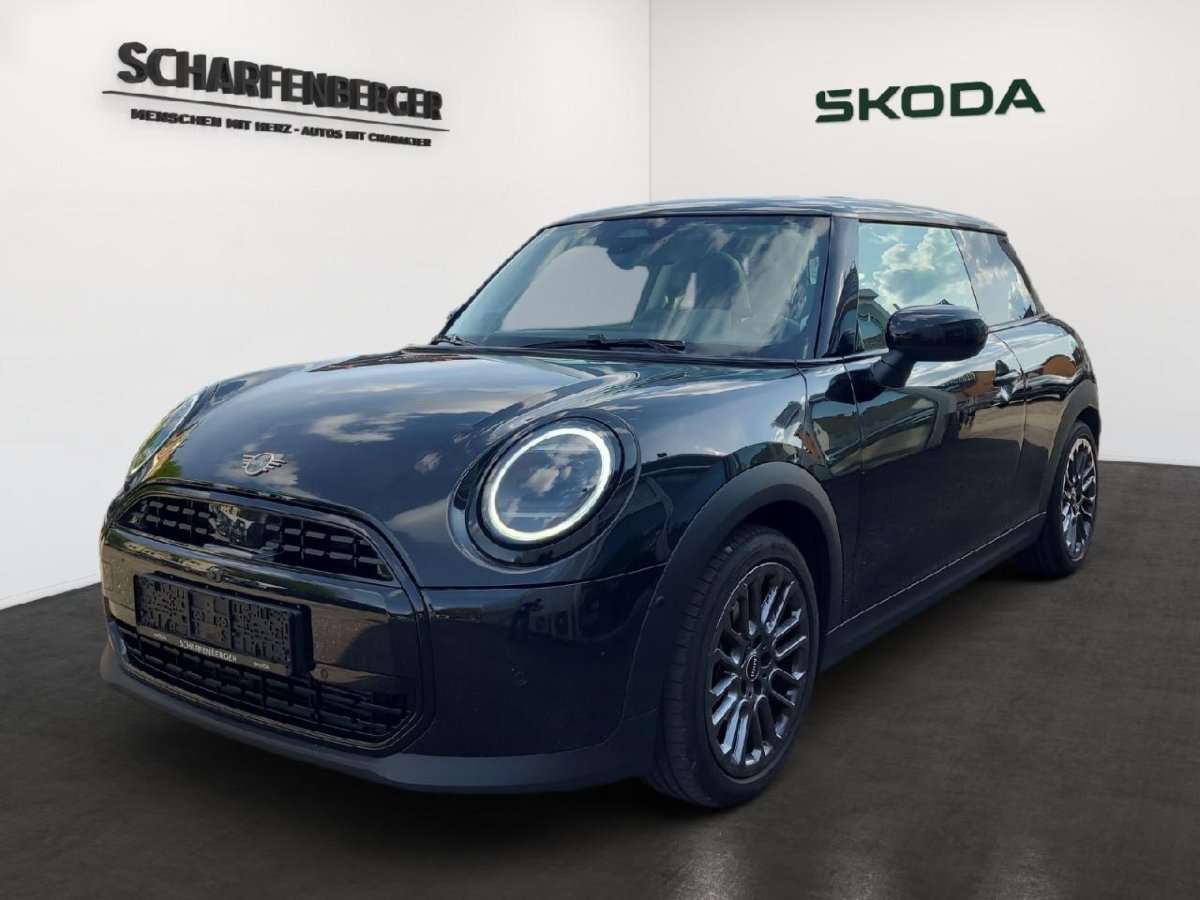 Fahrzeugbild eines MINI COOPER