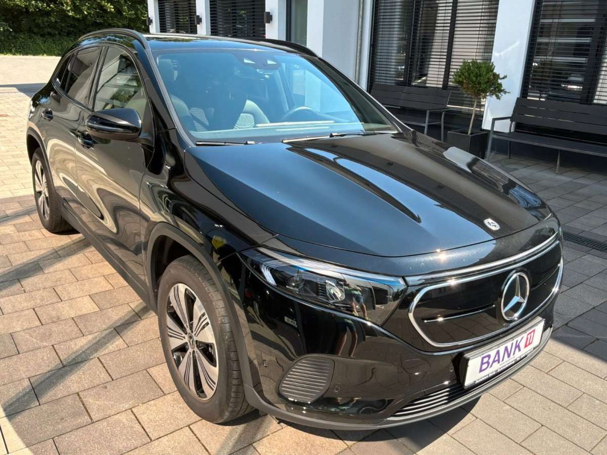 Fahrzeugbild eines Mercedes-Benz EQA