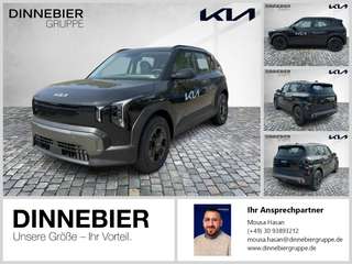 Schräge Frontansicht auf einen Kia EV2 , freigestellt