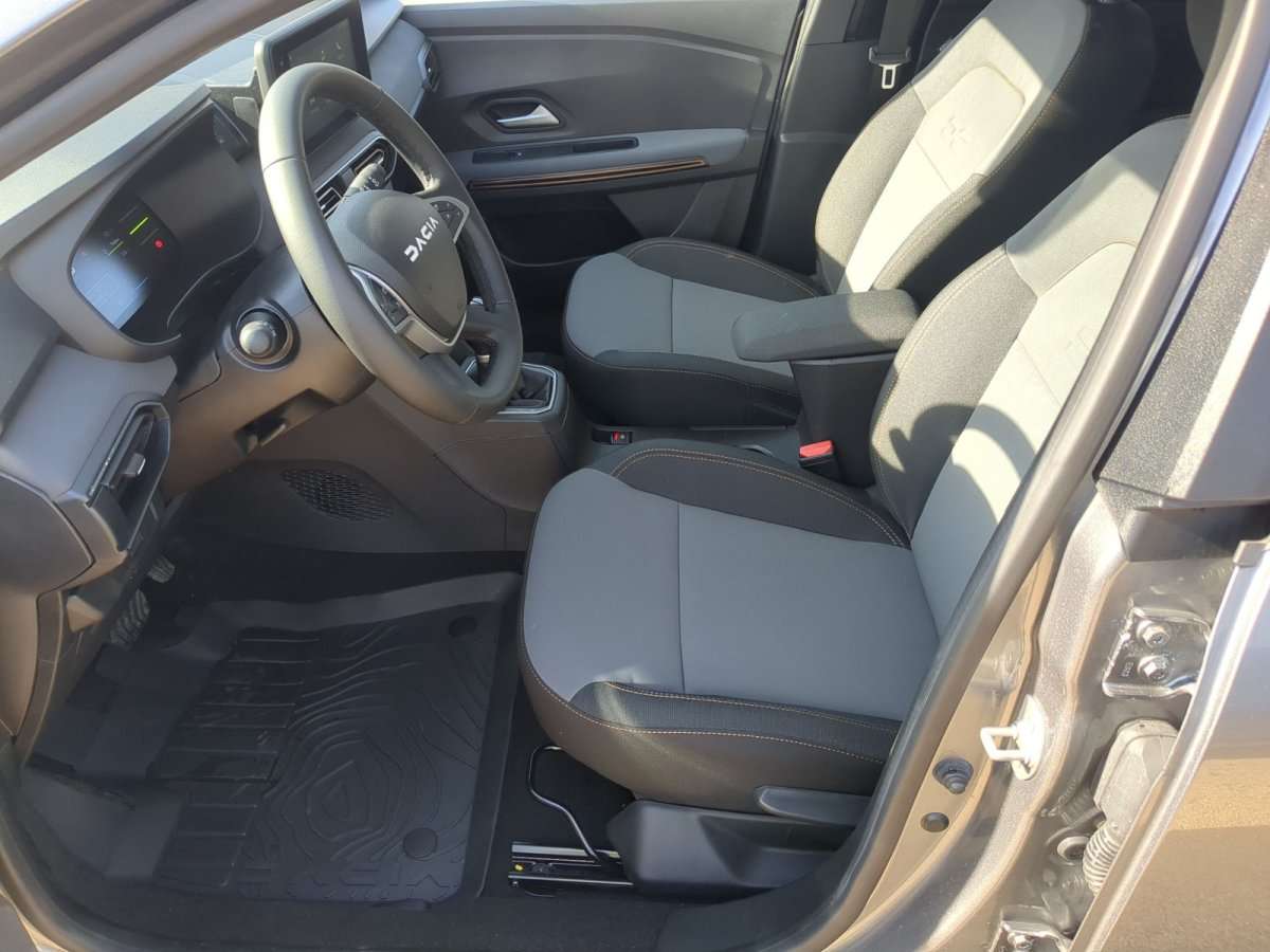 Fahrzeugbild eines Dacia Jogger