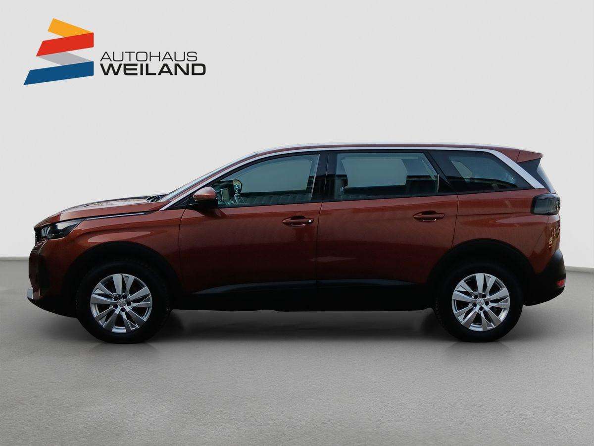 Fahrzeugbild eines Peugeot 5008