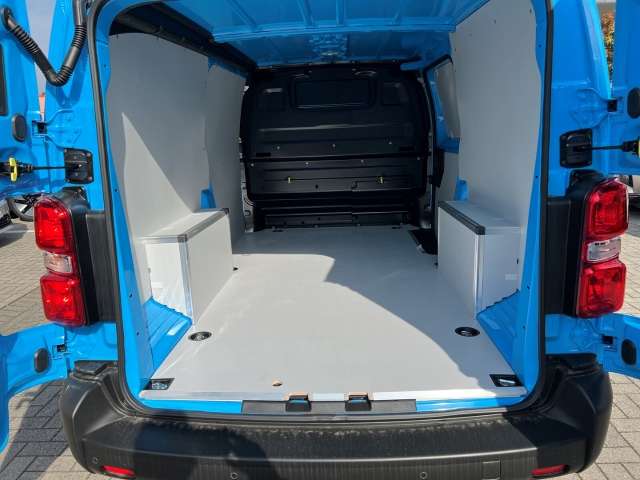 Fahrzeugbild eines Opel Vivaro