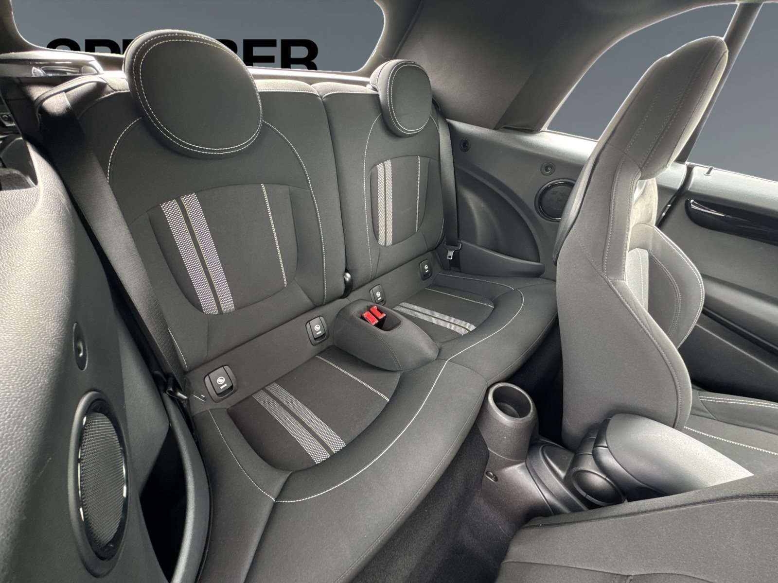 Fahrzeugbild eines MINI MINI