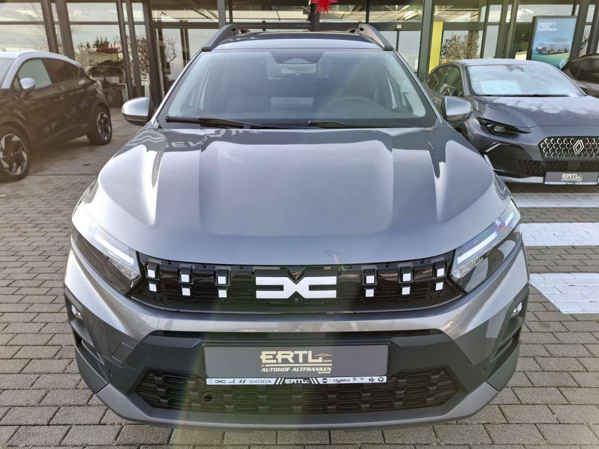 Fahrzeugbild eines Dacia Jogger