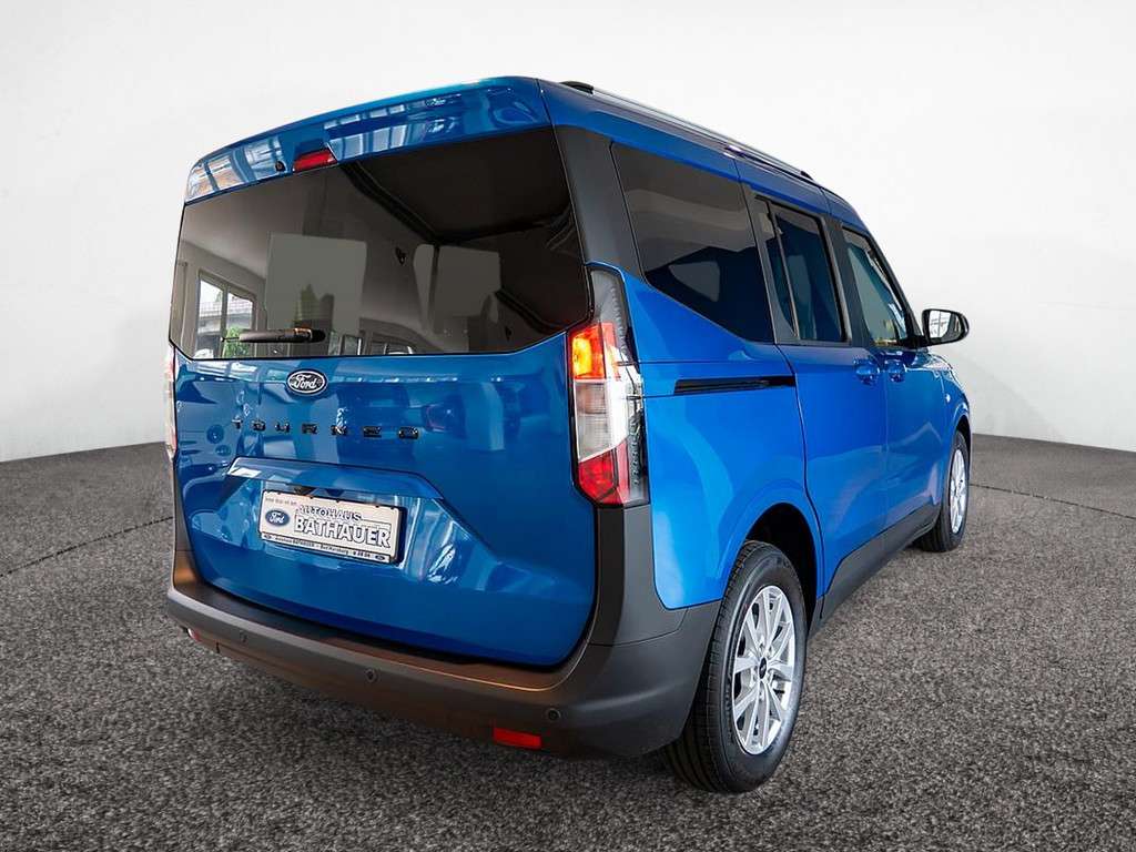 Fahrzeugbild eines Ford Tourneo Courier