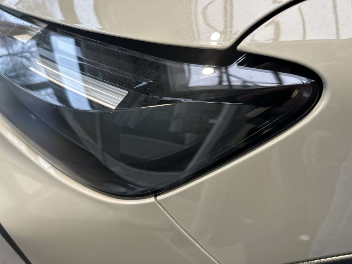 Fahrzeugbild eines Dacia Jogger