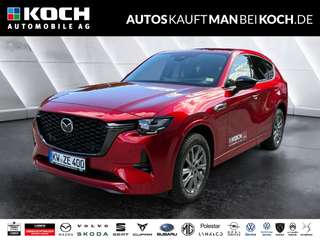 Schräge Frontansicht auf einen Mazda CX-60 , freigestellt