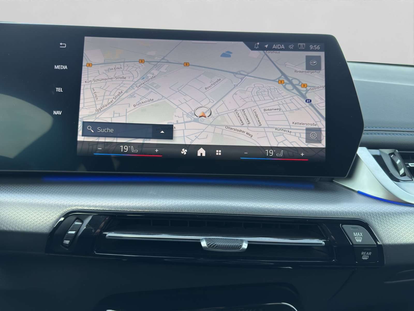 Fahrzeugbild eines BMW X1
