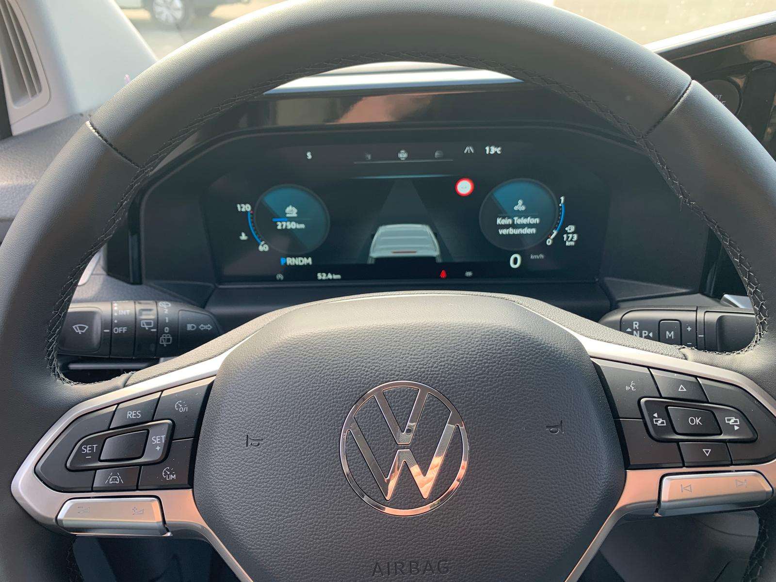 Fahrzeugbild eines Volkswagen Caravelle