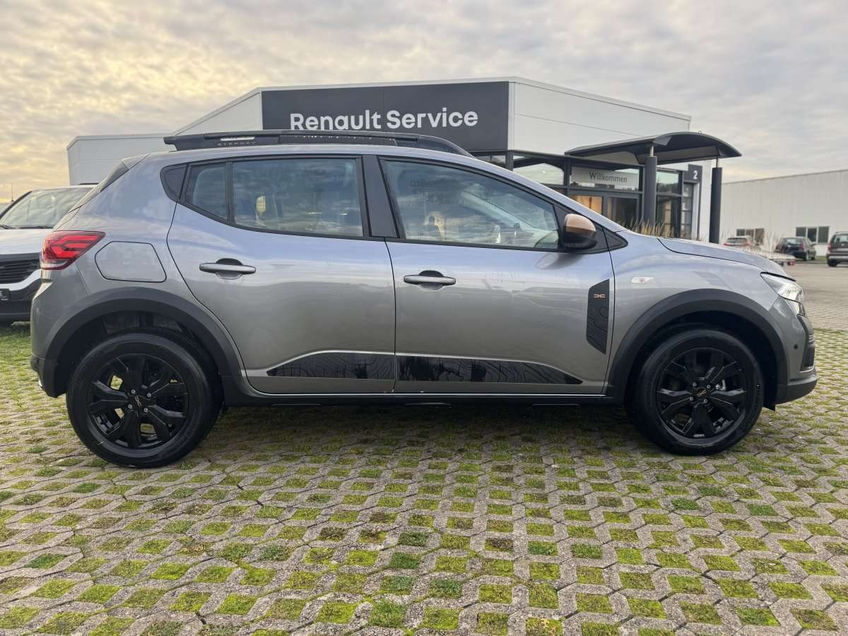 Fahrzeugbild eines Dacia Sandero