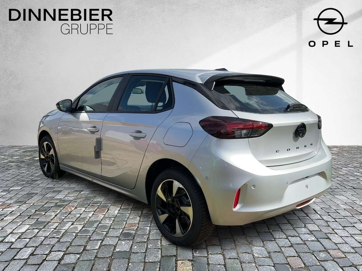Fahrzeugbild eines Opel Corsa