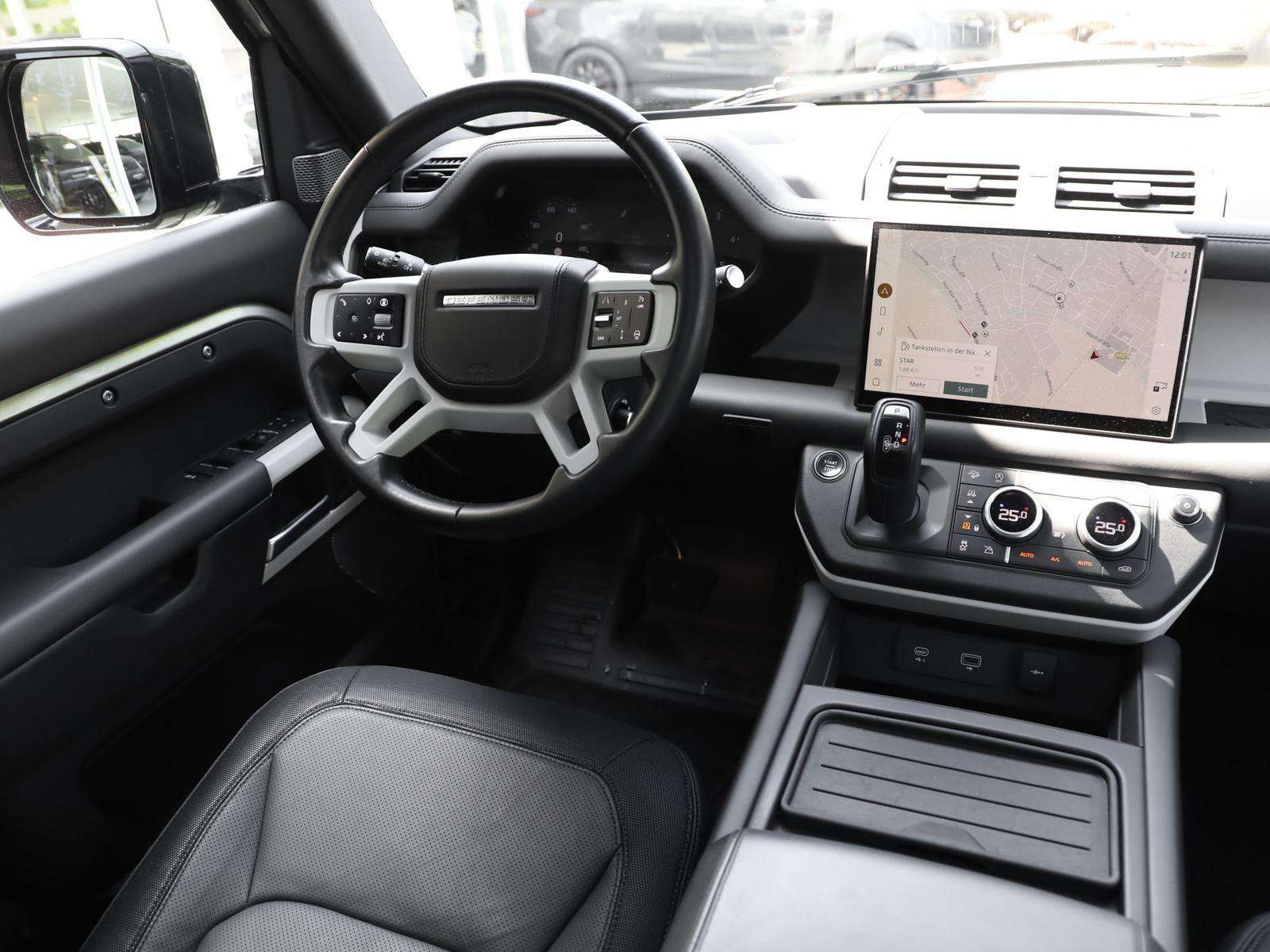 Fahrzeugbild eines Land Rover Defender