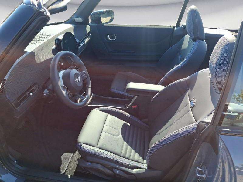 Fahrzeugbild eines MINI COOPER