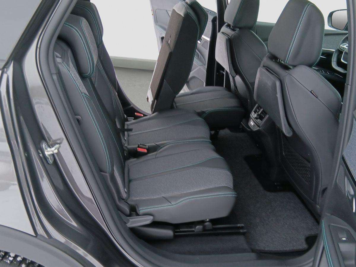 Fahrzeugbild eines Peugeot 5008