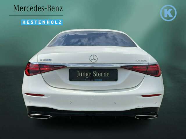 Fahrzeugbild eines Mercedes-Benz S-Klasse
