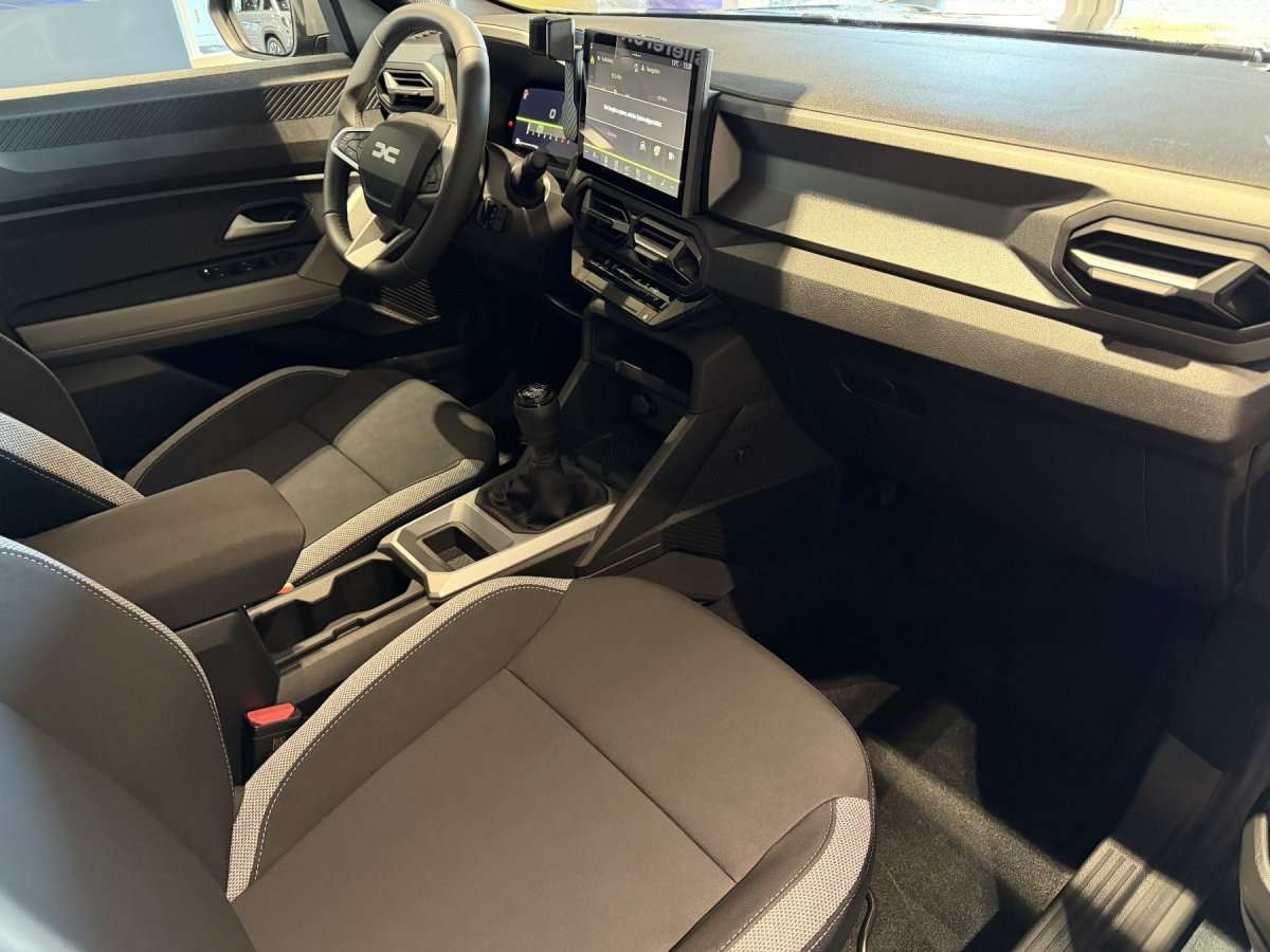 Fahrzeugbild eines Dacia Bigster