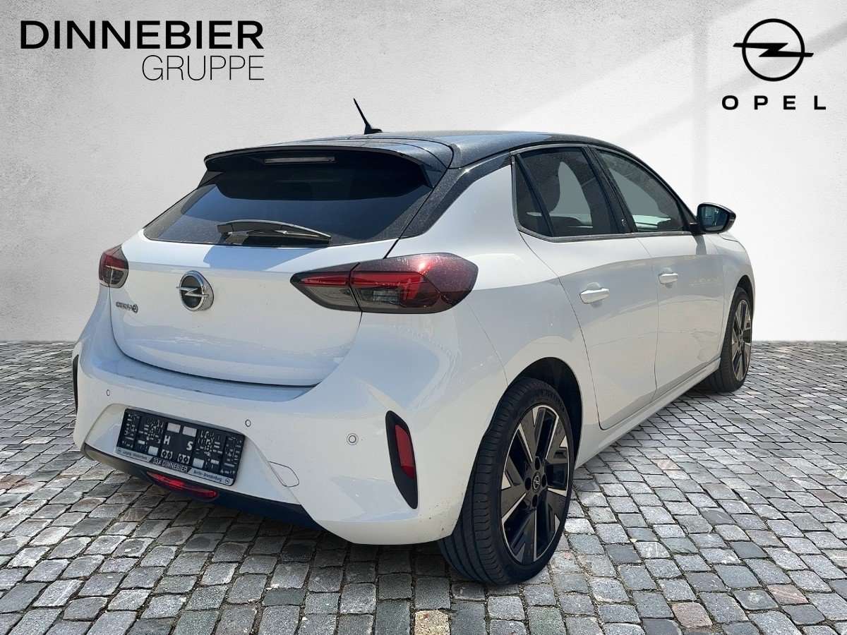 Fahrzeugbild eines Opel Corsa