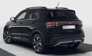 Schräge Frontansicht auf einen Volkswagen T-Cross , freigestellt