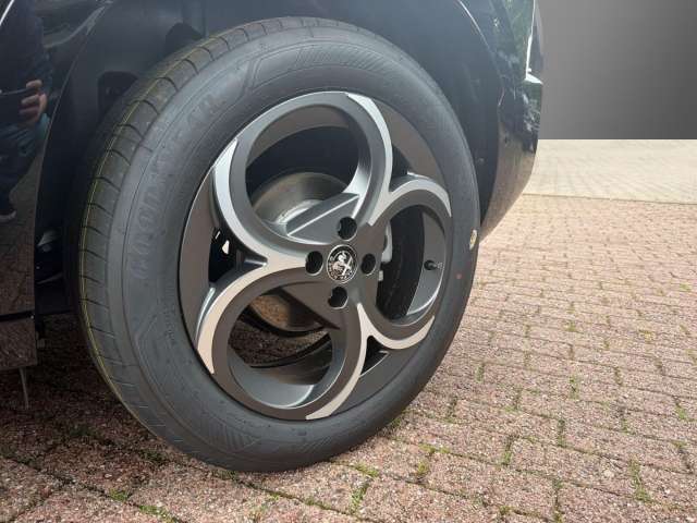 Fahrzeugbild eines Alfa Romeo Junior
