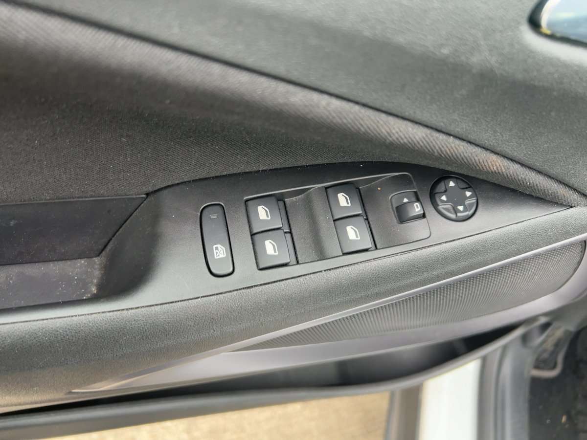 Fahrzeugbild eines Opel Crossland X